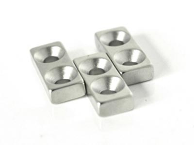 沉头孔磁铁