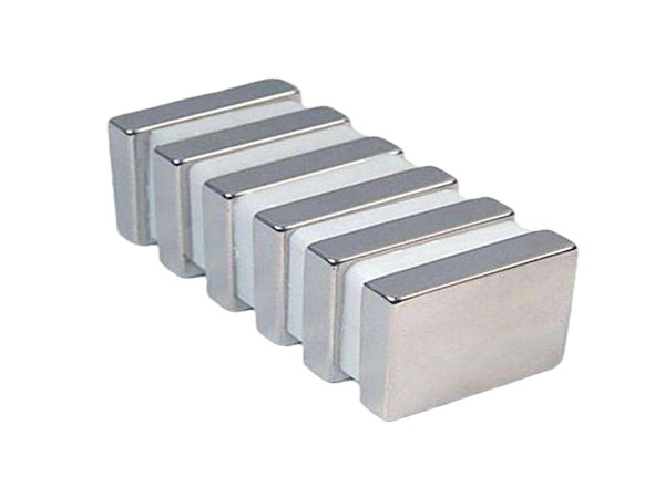 方形磁铁