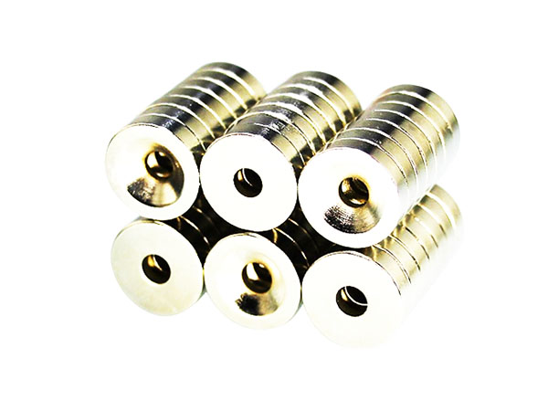 沉头孔磁铁