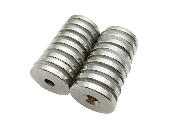 沉头孔磁铁