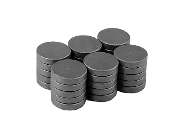 铁氧体磁铁